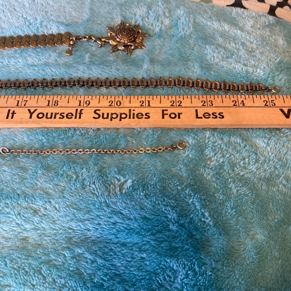 CAbi Trinity necklace EUC - Picture 6 of 7